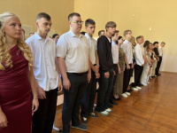 Торжественный выпускной: прощание со школой и шаг в будущее!